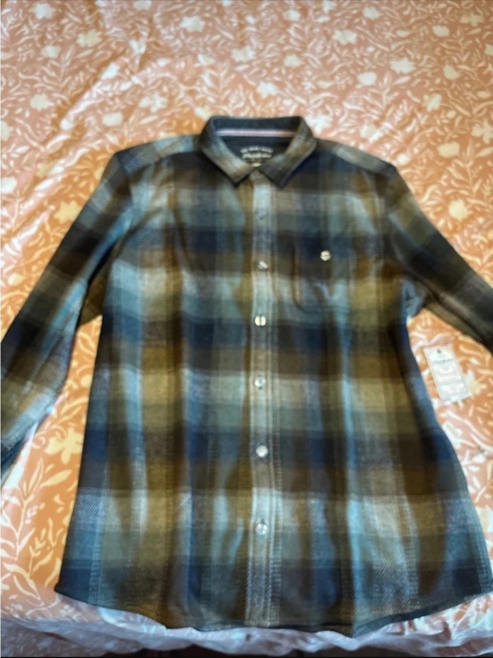 Men's Plaid Long-Sleeve Button-Down Shirt in Blue and Gray